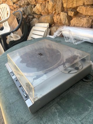 Radio Antigua Marrón y Gris para restaurar