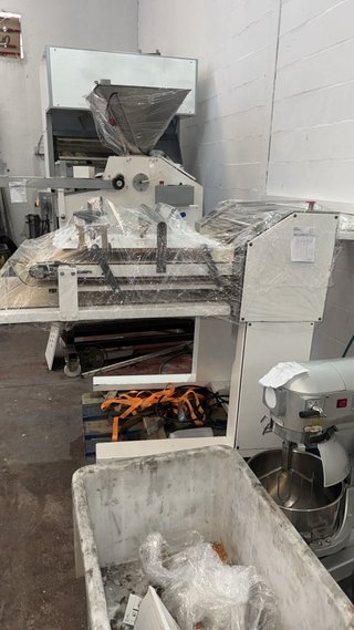 Formadora de barras panadería impecable