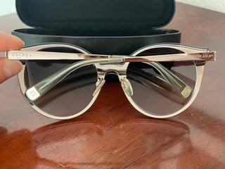 Gafas de sol Escada grises y rosas