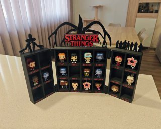 Expositor Stranger Things Funko Pop! Kinder Joy