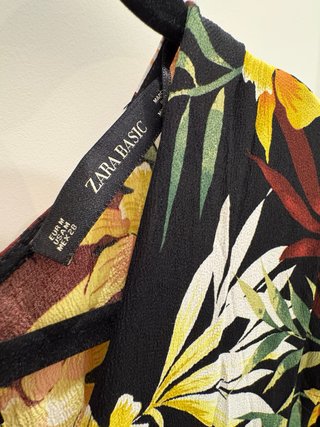 Mono Zara floral talla M