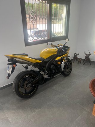 Yamaha YZF R1 50 Aniversario