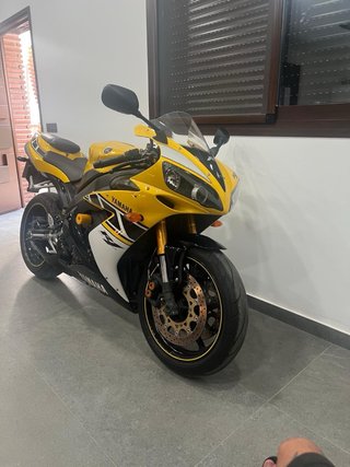 Yamaha YZF R1 50 Aniversario