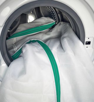 Cama y colchón extensible infantil Ikea