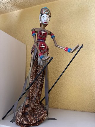 Pareja Marionetas Wayang Golek Indonesia en madera