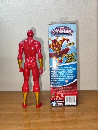 Figura Iron Spider Hasbro Titan Hero Series 30 cm