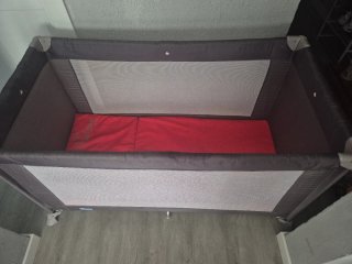 Cuna de viaje Chicco. Regalo colchón