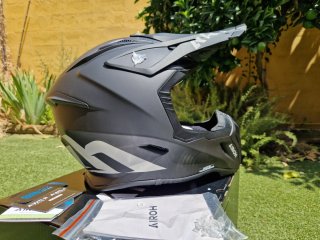 Casco Airoh Aviator ACE 2