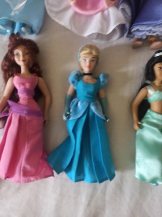 Bambole Disney in porcellana