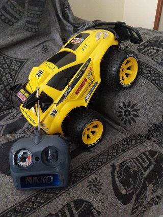 Coche Radio Control Nikko Amarillo