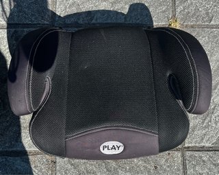 Alzador silla coche PLAY