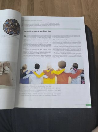 Religión Católica. 2 Secundaria Edén Revuela