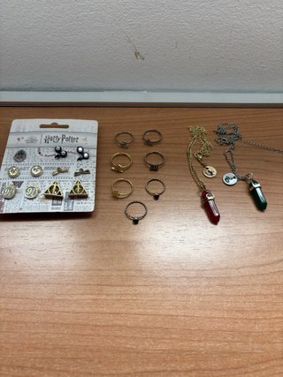 Conjunto Anillos, collares y Pendientes HP