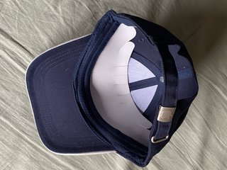 Gorra Oficial Apple Limitada Azul y Gris