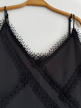 Top lencero Zara negro encaje