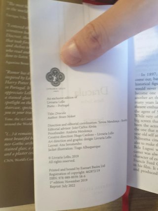Dracula (edición portuguesa en INGLES)