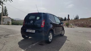 Volkswagen up! 2012