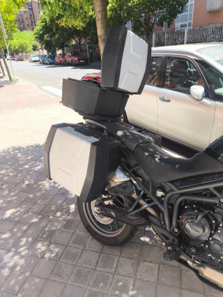 Triumph Tiger 800 ABS