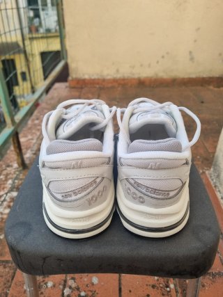 New Balance 1000 silver/white come nuove