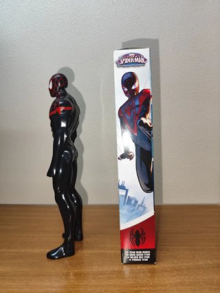Figura Spider-Man Negro Titan Hero Series 30cm