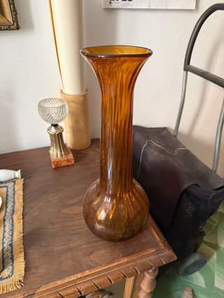Jarrón de cristal ámbar