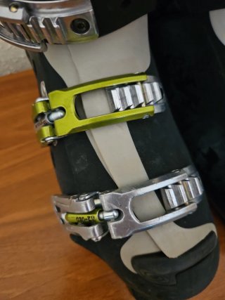 Botas Esquí Salomon 27.5 y Esquíes