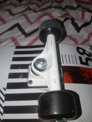 Monopatín skate edición limitada 58