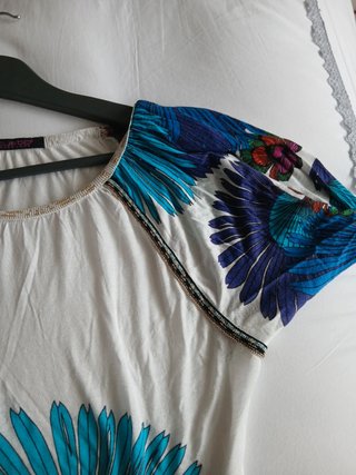 Camiseta Custo