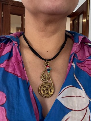 Colgante Steampunk Engranajes y Piedras