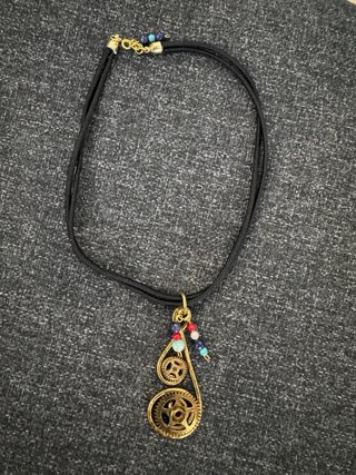 Colgante Steampunk Engranajes y Piedras