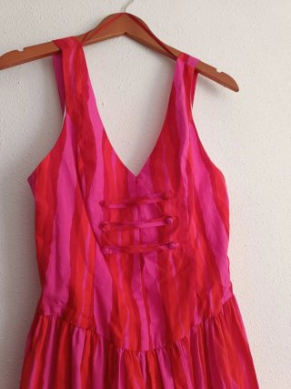 Vestido largo rayas alamares zara talla S