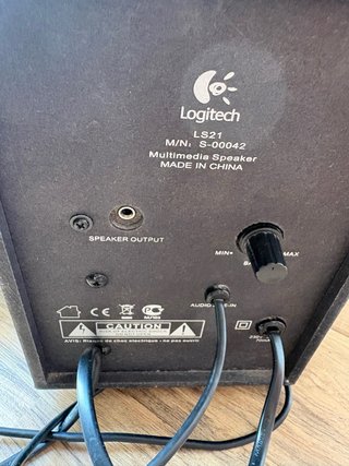 Altavoces Logitech LS21 con Subwoofer