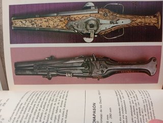 Guía de Armas Antiguas - Libro