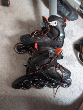 Patines Oxelo Negro y Naranja