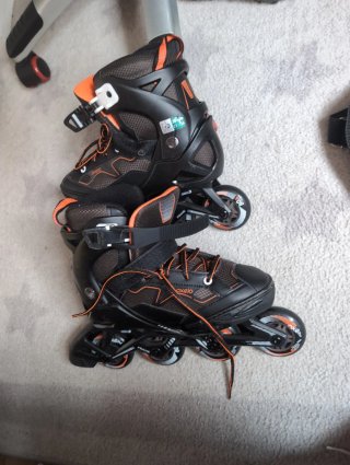 Patines Oxelo Negro y Naranja