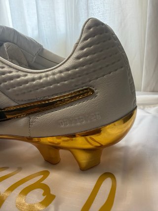 Botas Ronaldinho y Pandeiro Firmado