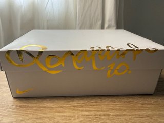Botas Ronaldinho y Pandeiro Firmado