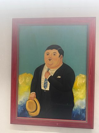 Cuadro de hombre con traje