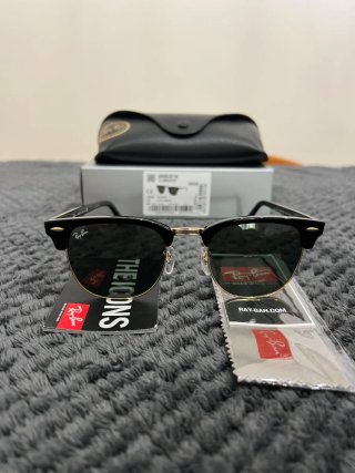 Gafas de Sol Ray-Ban Clubmaster Negras Doradas