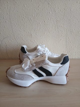 Zapatillas Deportivas Beige/Blanco