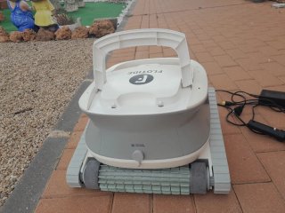 Robot Limpiafondos Piscina