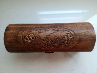 Caja baúl de madera con cierre