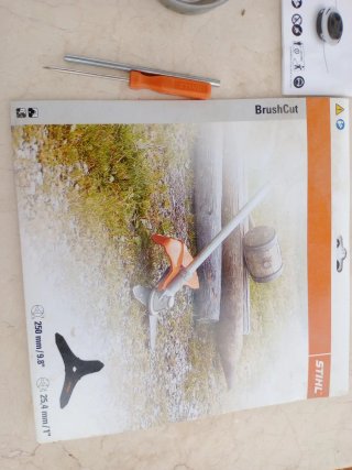 Lote STIHL: Protector, Disco,, cabezal de corte