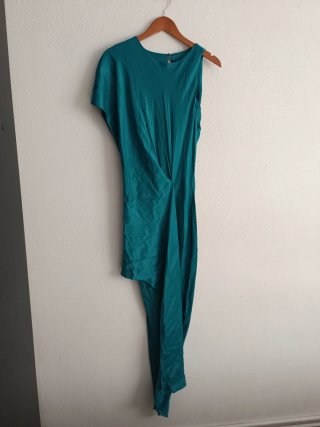 Vestido largo Zara satinado asimétrico Talla L