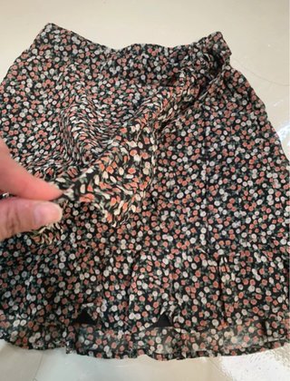 Falda Hollister floral