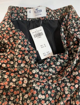 Falda Hollister floral