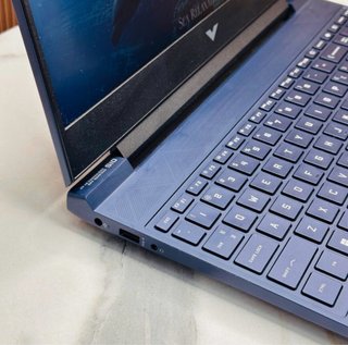 Portátil HP Victus AzulMarino RTX4060 IntelCore i7
