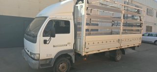 Nissan Cabstar 2002