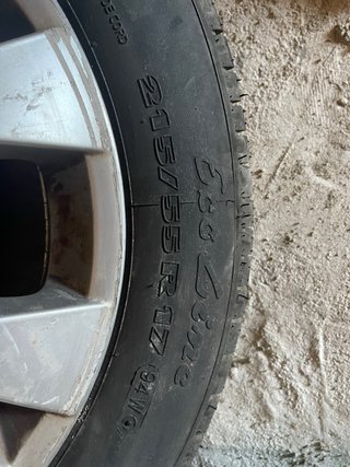 Llantas 215/55R17 con neumáticos