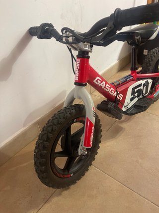 Moto Gas Gas EV Infantil nuevo 1000€